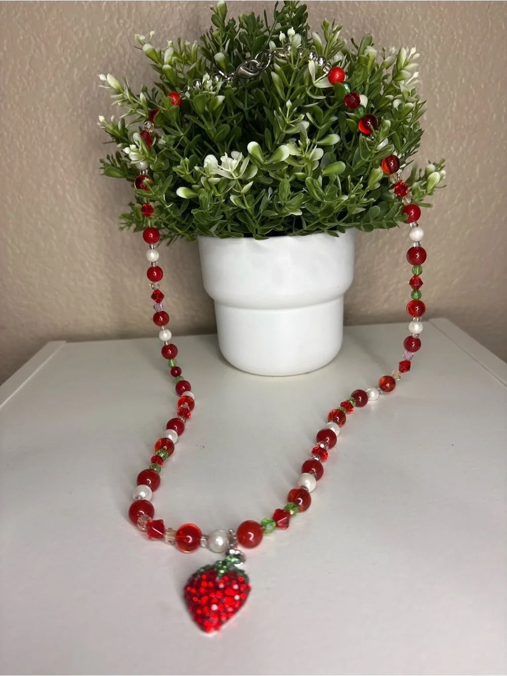 Chico’s Crystal Rhinestone Strawberry Beaded Statement Necklace Red White Green